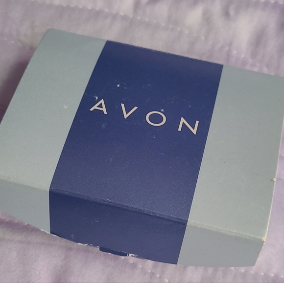 AVON Wraparound Sparkling Earrings - Picture 2 of 5